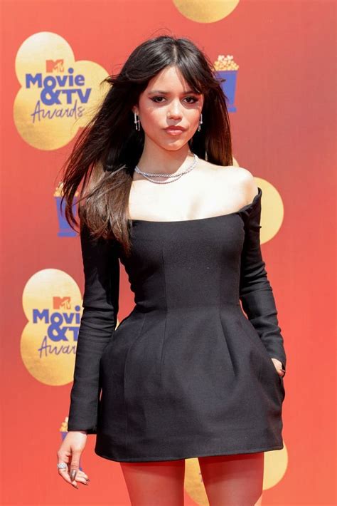 jenna ortega weight and height|Jenna Ortega: Bio, Height, Weight, Age, Measurements